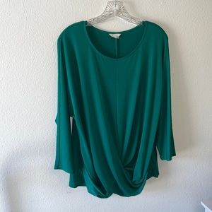 Pretty green top size XL lots of stretch
